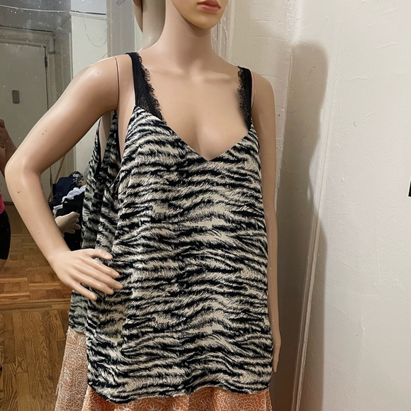 Express Black and Cream Animal Print Lace Cami - Picture 6 of 8
